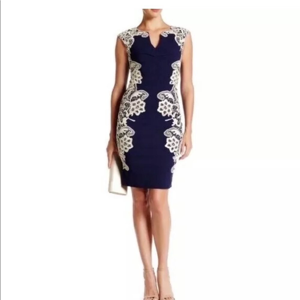 ModCloth London Dress Co. Amber Bodycon Dress